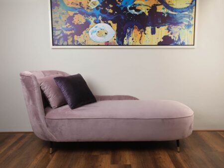 Lilac chai lounge